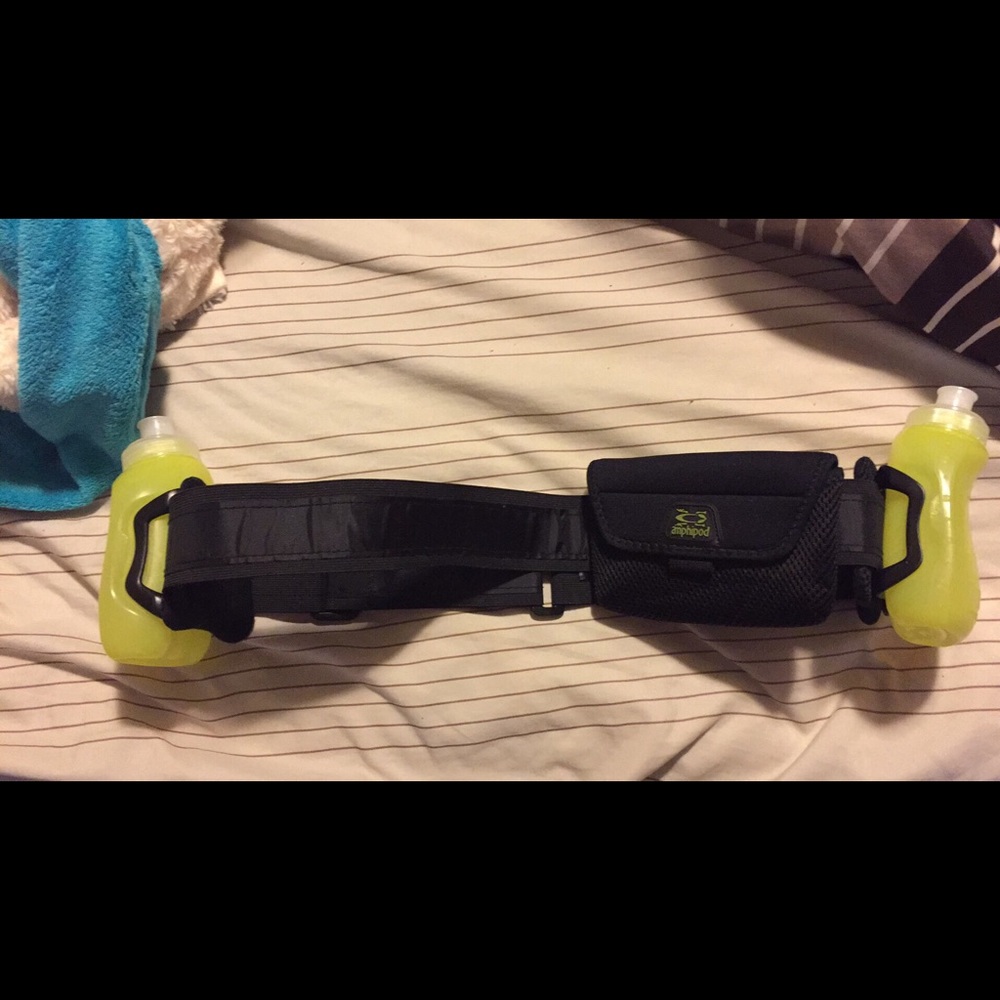 2 bottle running belt New!!Amphipod